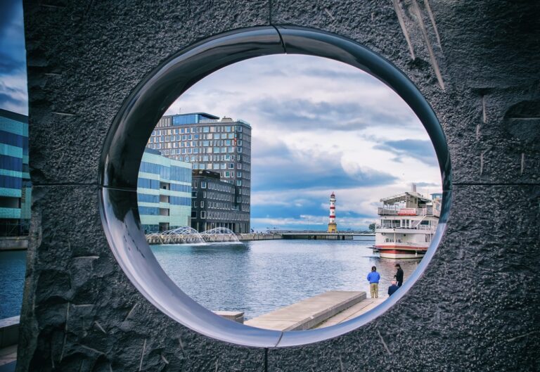 vision de Malmö via un hublot